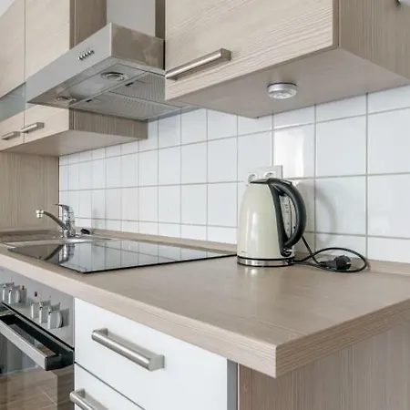 Id 6424 - Private Apartment *